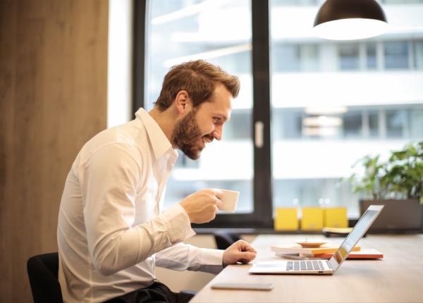 inima minte cu ce le ajuta statul in picioare