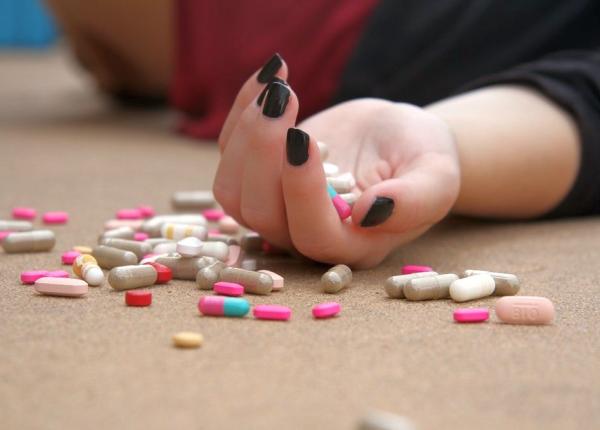 medicamente care cresc riscul de cadere aten ie la reac ii secundare