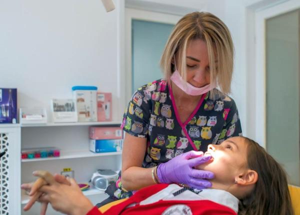 aparat dentar adul i i copii 5 semne vizibile ca ai nevoie de unul