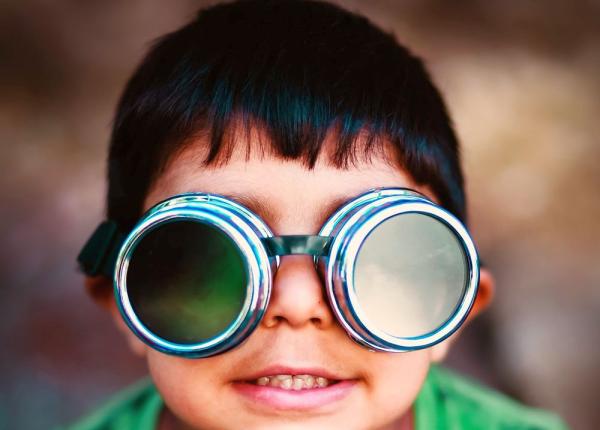 vertij diagnosticat cu o pereche de ochelari speciali