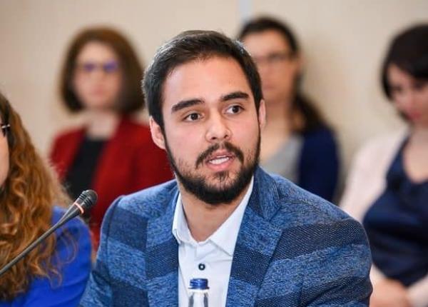 premiera student in delega ia romaniei la adunarea mondiala a sanata ii