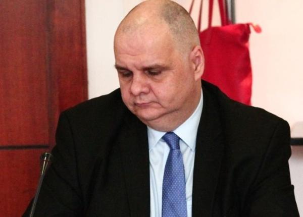 florin buicu pre edintele comisiei de sanatate a camerei deputa ilor nu mai vorbi i de economie la sanatate florin buicu pre edintele comisiei de sanatate a camerei deputa ilor nu mai vorbi i de economie la sanatate