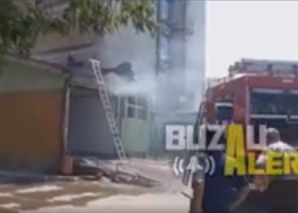 incendiu la unitatea de primiri urgen e de la spitalul jude ean buzau a ars acoperi ul de la intrare