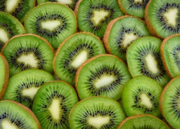 alimenta ie sanatoasa de ce sa mananci kiwi 6 motive