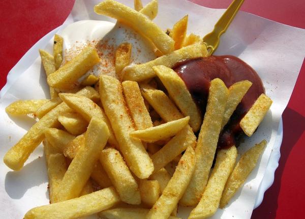 adolescent aproape orbit dupa ani de mancat doar cartofi praji i i chipsuri adolescent aproape orbit dupa ani de mancat doar cartofi praji i i chipsuri