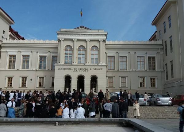 congresul romano iordanian de medicina i farmacie a inceput la ia i