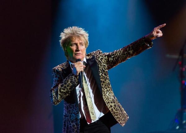 rod stewart a anuntat ca s a vindecat de cancer de prostata dupa doi ani de tratament urmat in secret