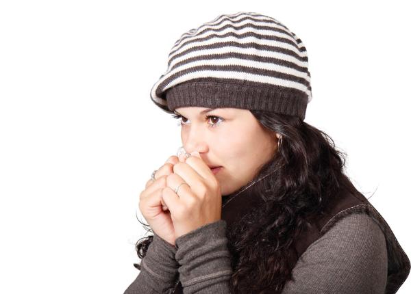 deficien ele nutri ionale care provoaca mainile i picioarele reci