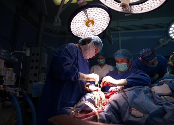 tumora operata intr un maraton chirurgical de peste 18 ore cum se simte pacienta