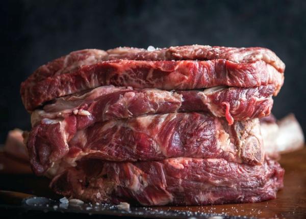 carne de porc expirata intr o cantina colara din baia mare