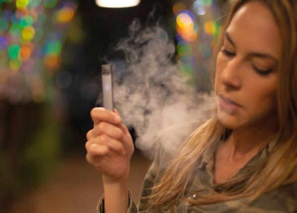 igarile electronice victime 26 de mor i 1 300 cazuri de boli pulmonare unii pacien i reinterna i