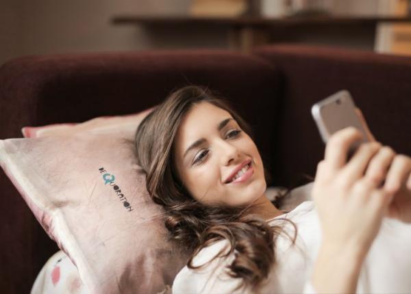 social media cum te afecteaza utilizarea intensa a re elelor sociale