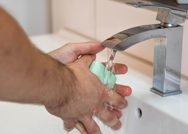 ce se intampla daca nu te speli pe maini dupa ce ai fost la baie este mai periculos decat sa mananci carne cruda