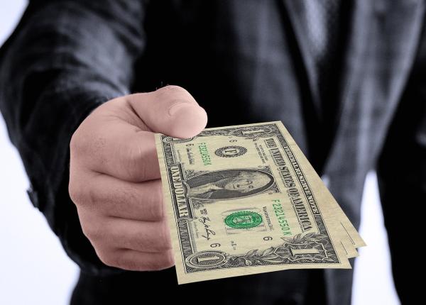 seful laboratorului de analize al spitalului alexandru obregia trimis in judecata pentru luare de mita