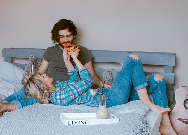 mananci noaptea 6 motive pentru a evita mesele i gustarile nocturne