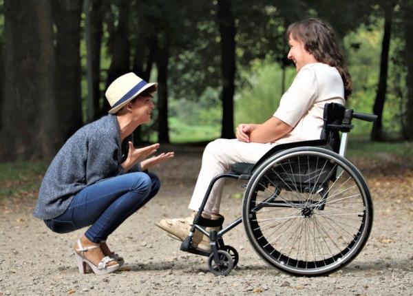 rata persoanelor cu dizabilitati in raport cu populatia romaniei era de 3 76prc la finele lunii iunie