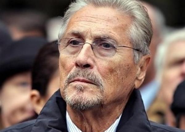 fostul pre edinte emil constantinescu la spitalul elias