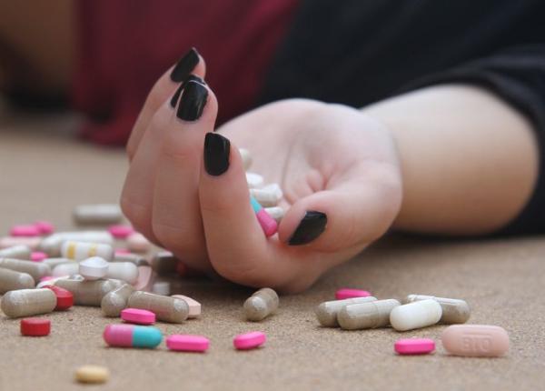 medicamentele antipsihotice legate de leziuni cerebrale la persoanele cu alzheimer