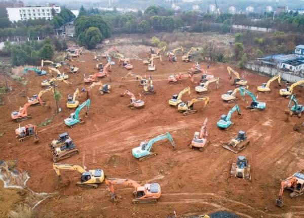 chinezii construiesc un spital in 10 zile pentru pacien ii infecta i cu noul tip de coronavirus