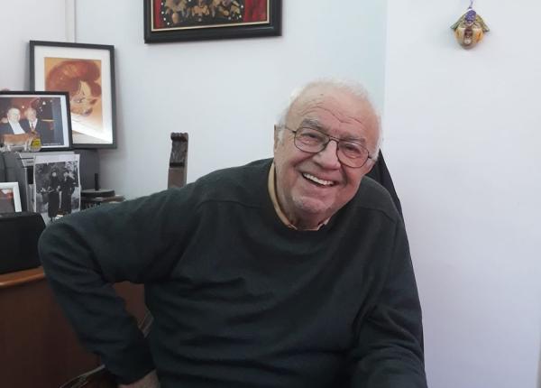 alexandru ar inel a murit fake news sunt cateva caractere infecte care nu au ce spune