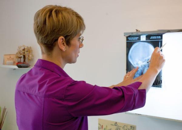 dureri de din i 5 probleme frecvente care i i pot da dureri dentare