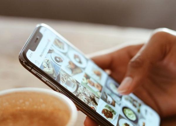 alegerile alimentare influen ate de prietenii virtuali