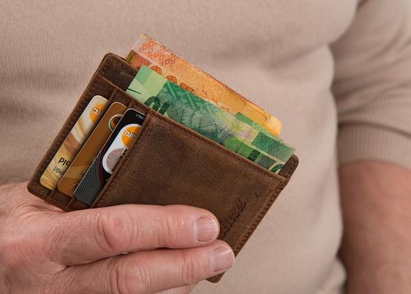 salarii majorate pentru farmaci ti biologi biochimi ti chimi ti fizicieni i psihologi de cand se aplica