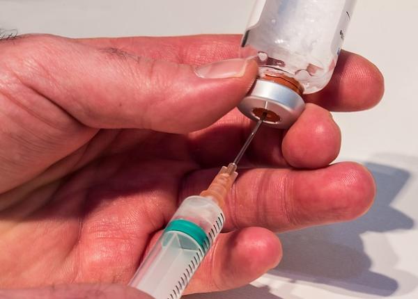 covid 19 un poten ial vaccin ar putea fi distribuit in milioane de doze pana la sfar itul anului