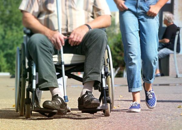 certificatele de incadrare in grad de handicap avocatul poporului cere prelungirea valabilita ii lor dupa 15 mai