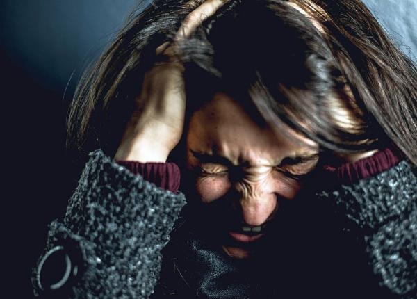 deficien a de vitamina b 12 cum distruge sistemul nervos