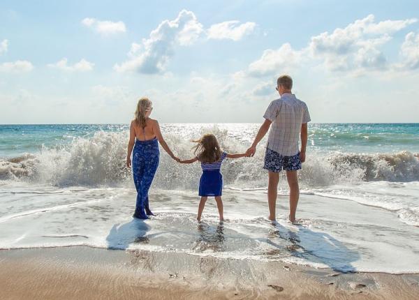 capacitate cognitiva adolescen i mediul familial mai important decat genele