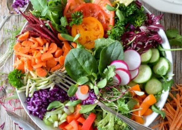 alimenta ia de vara nutri ionist nicio masa fara legume de culoare verde