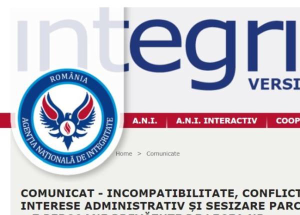 ani un director doi medici i un farmacist gasi i in incompatibilitate au de inut in paralel mai multe func ii