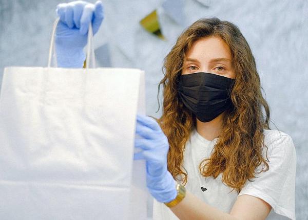 raed arafat declara ia zilei despre riscul de a te infecta de la coletele primite prin curier