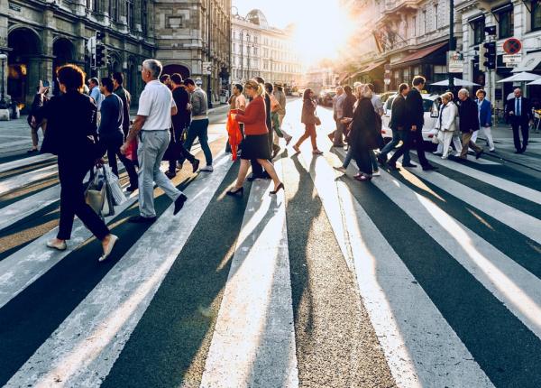 beneficiile mersului pe jos 10 motive pentru care o sa renun i la ma ina