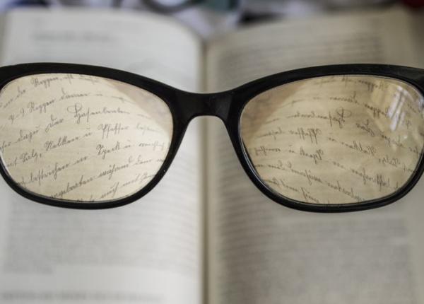 ochelari cu filtre speciale pentru cei cu tricromie ochelari cu filtre speciale pentru cei cu tricromie