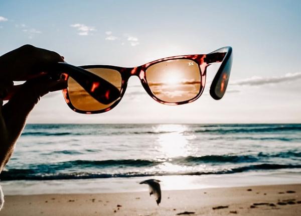 de ce ochelarii de soare nu sunt un moft