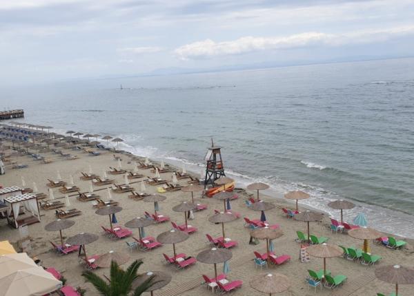 vacan a in grecia in pandemie ce am gasit in paralia katerini renun a i la accesoriul covid cum se serve te masa bufet suedez ce masuri sunt luate