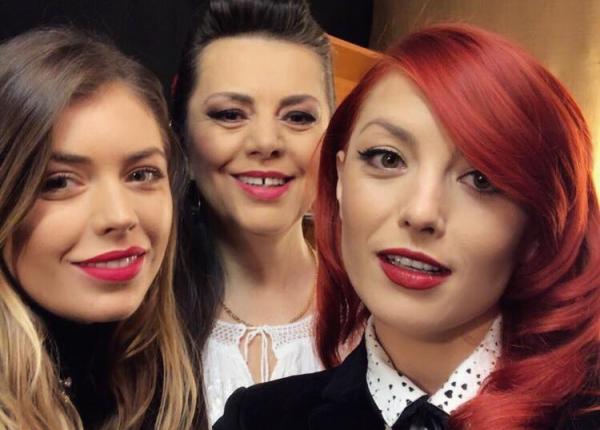 secretele frumuse ii in familia elenei gheorghe mama sa a dezvaluit cum i au furat fiicele i nepoatele trucurile