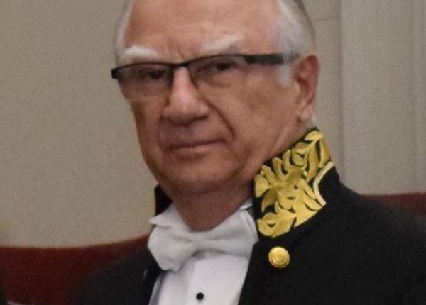 academician prof dr victor voicu ne aflam intr o criza atipica problema intr o astfel de situa ie este sa reduci la minim sacrificiile academician prof dr victor voicu ne aflam intr o criza atipica problema intr o astfel de situa ie este sa reduci la minim sacrificiile