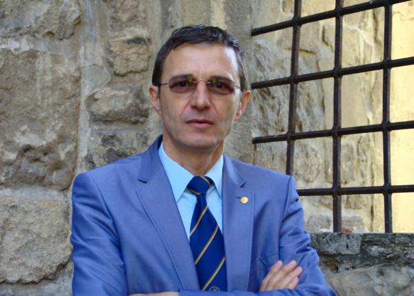 pre edintele academiei romane despre volumul pandemia covid 19 in romania va oferi solu ii