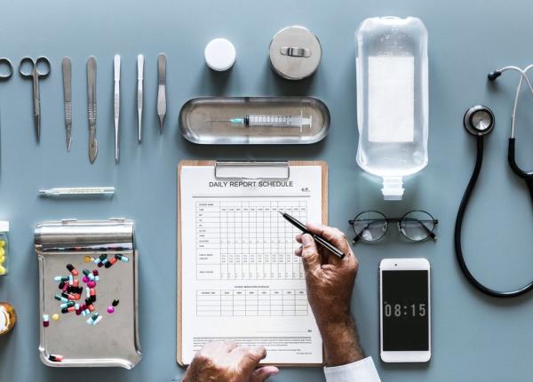 reziden iat farmacie replica reziden ilor pentru studen ii care au cerut modificarea programului