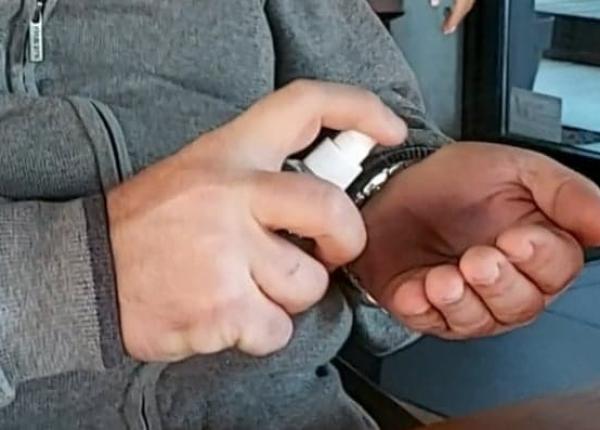 anpc gel de maini periculos in comer este toxic