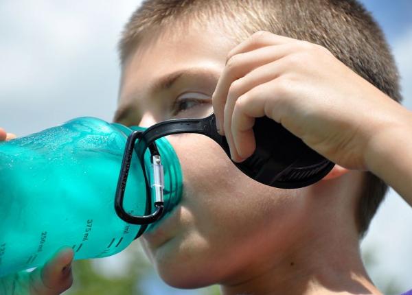 patru semne care va arata daca cel mic este deshidratat medicul pediatru mihai craiu explica