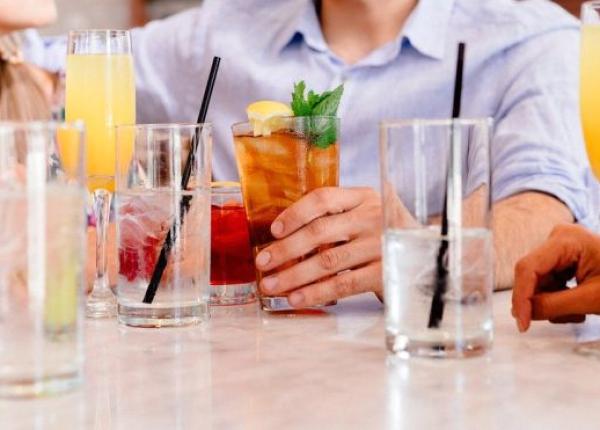 socializare in pandemie 5 intrebari pe care sa i le pui inainte sa te intalne ti cu prietenii