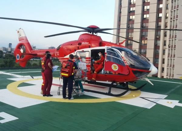 bebelus de doar doua zile adus cu un elicopter smurd la suub