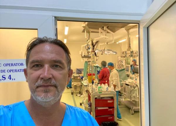 bebelu de 6 zile in stare grava operat cu succes la targu mure