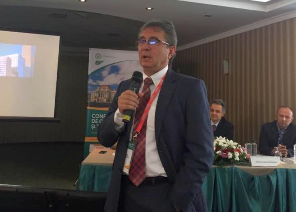 terapie intensiva in pandemia covid 19 prof dr dorel sandesc la academia de sanatate