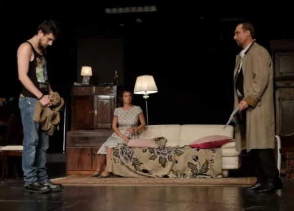 revenirea in fa a publicului inspaimantatoare actri a cristina juncu nu tiu daca sa chem lumea la teatru video