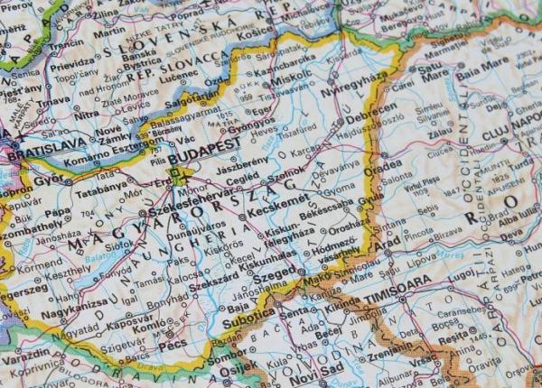 ungaria mi care privind transilvania dungaciu se intampla sub privirile noastre aproape stupefiate